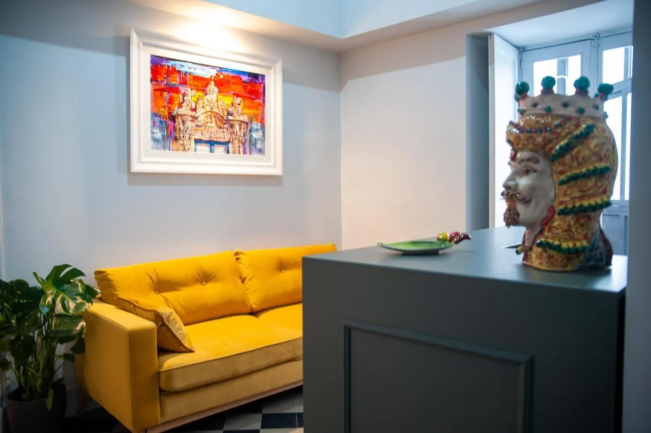 Bed & Breakfast Catarina Suites - Centro Storico CTA
